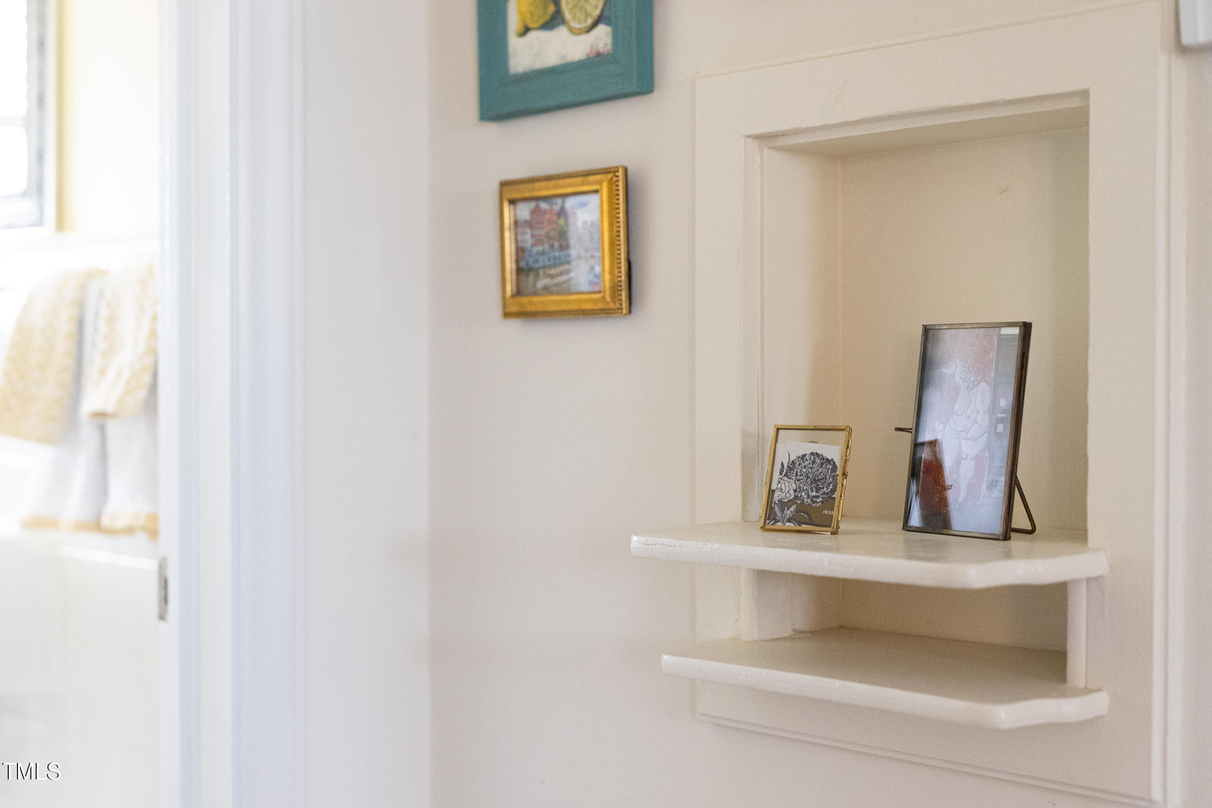 4605 Erwin Road Durham, NC 27705 - Photo 29 of 54 a view of living room