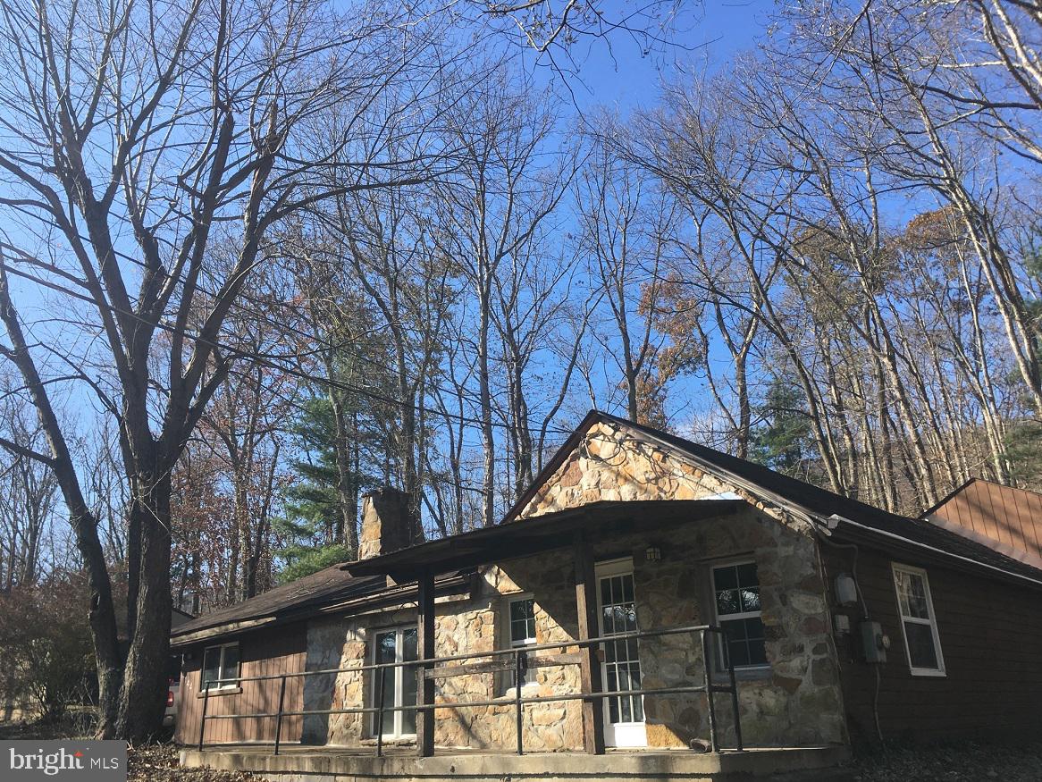 4144 Cold Run Valley Road Berkeley Springs, WV 25411 - Photo 5 of 34 EXTERIOR FRONT