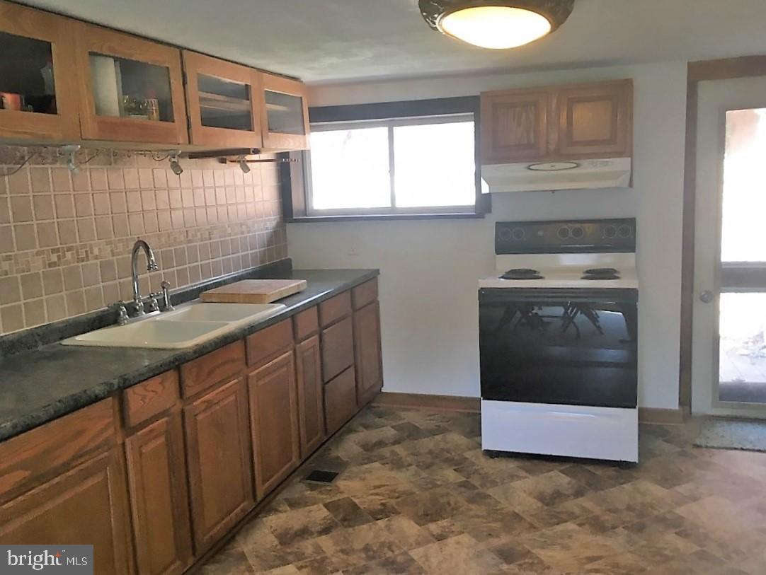 4144 Cold Run Valley Road Berkeley Springs, WV 25411 - Photo 6 of 34 KITCHEN