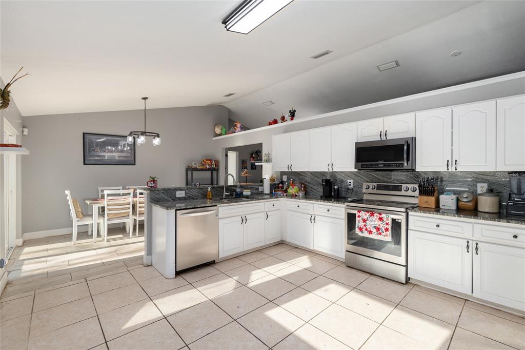 2428 Southwest 147 Place Road Ocala, FL 34473 - Photo 33 of 67