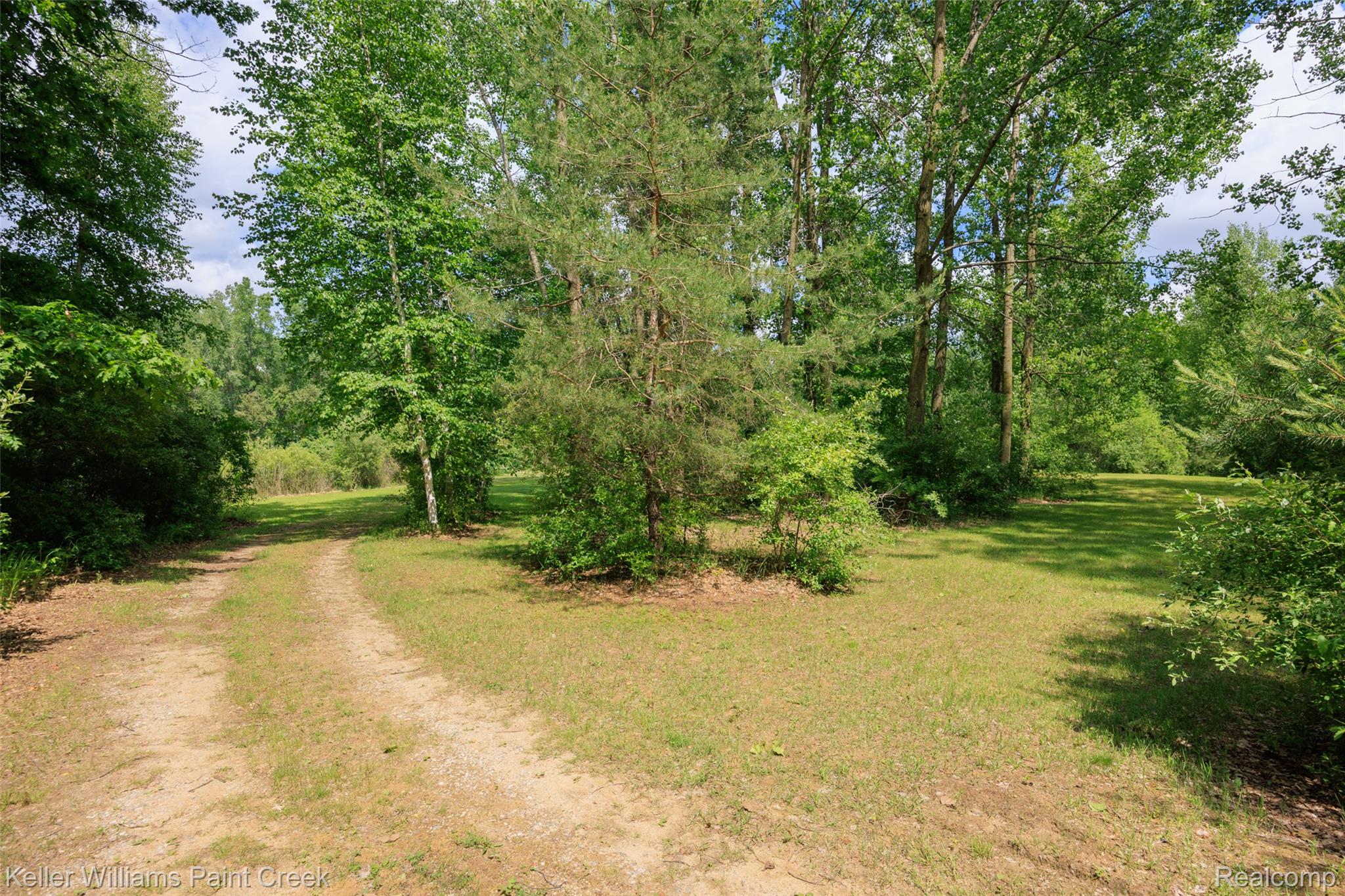 2457 West Harrington Road Croswell, MI 48422 - Photo 34 of 42 2457 W Harrington 38.jpg