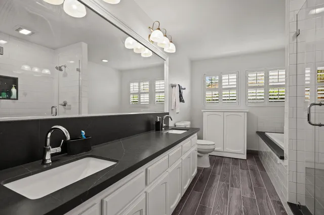 a bathroom with a bathtub