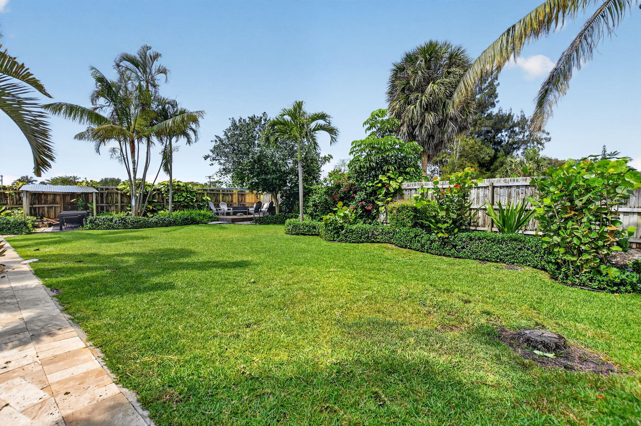 6951 Northeast 7th Avenue Boca Raton, FL 33487 - Photo 59 of 60 59-web-or-mls-DSC_1941