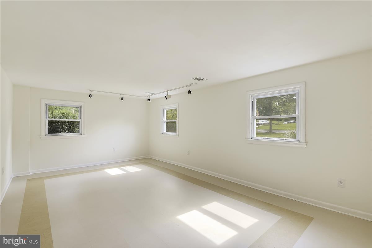 10108 Kohler Road Silver Spring, MD 20902 - Photo 11 of 30 Bedroom