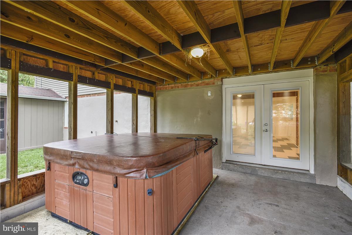 10108 Kohler Road Silver Spring, MD 20902 - Photo 16 of 30 Exterior /Covered Porch