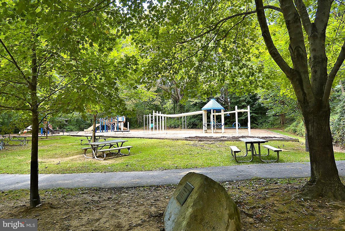 10108 Kohler Road Silver Spring, MD 20902 - Photo 24 of 30 Community