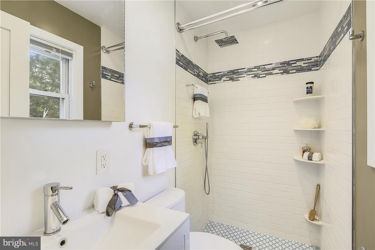 10108 Kohler Road Silver Spring, MD 20902 - Photo 10 of 30 Bath (Master)