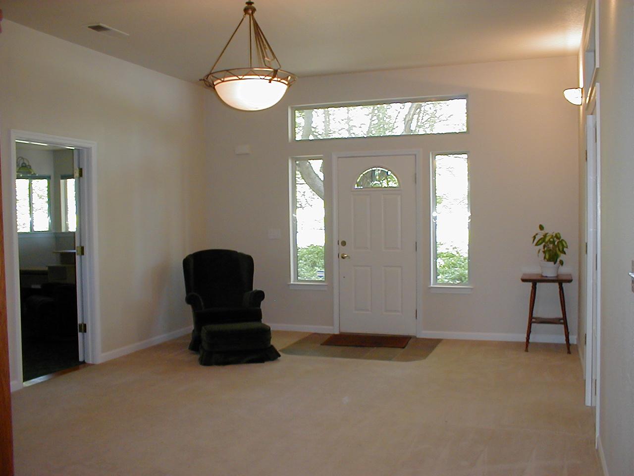 21958 Boyle Road Palo Cedro, CA 96073 - Photo 8 of 11 Entry Way