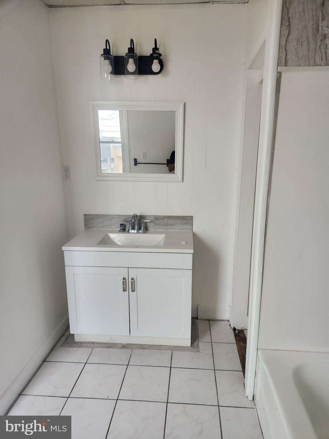 518 Birch Street Reading, PA 19604 - Photo 7 of 10