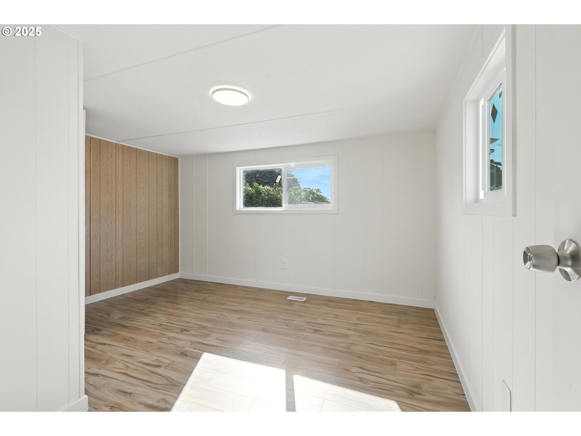 1901 Southeast Minter Bridge Road, Unit 10 Hillsboro, OR 97123 - Photo 16 of 22 Gallery Image 16