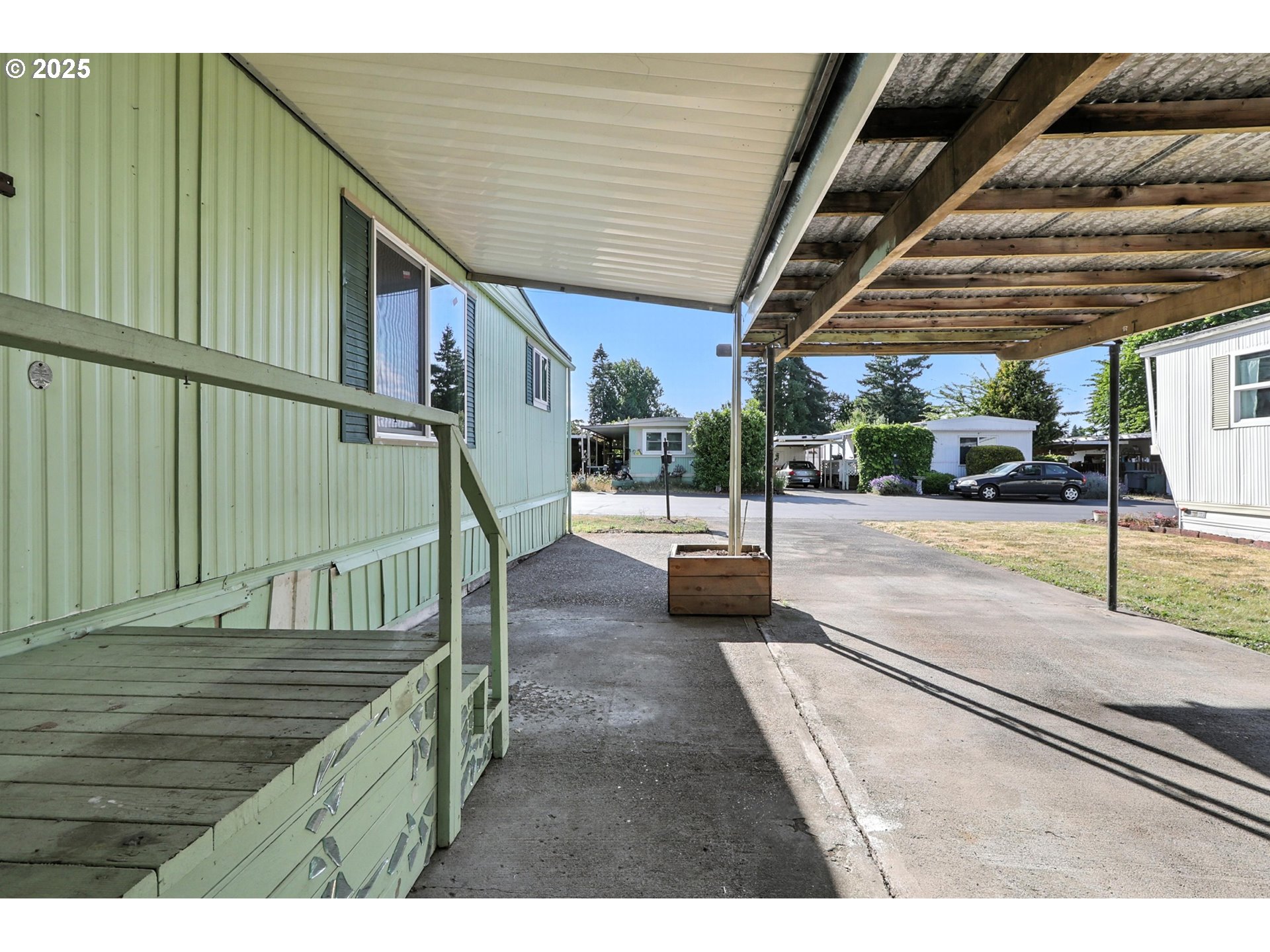 1901 Southeast Minter Bridge Road, Unit 10 Hillsboro, OR 97123 - Photo 21 of 22 Gallery Image 21