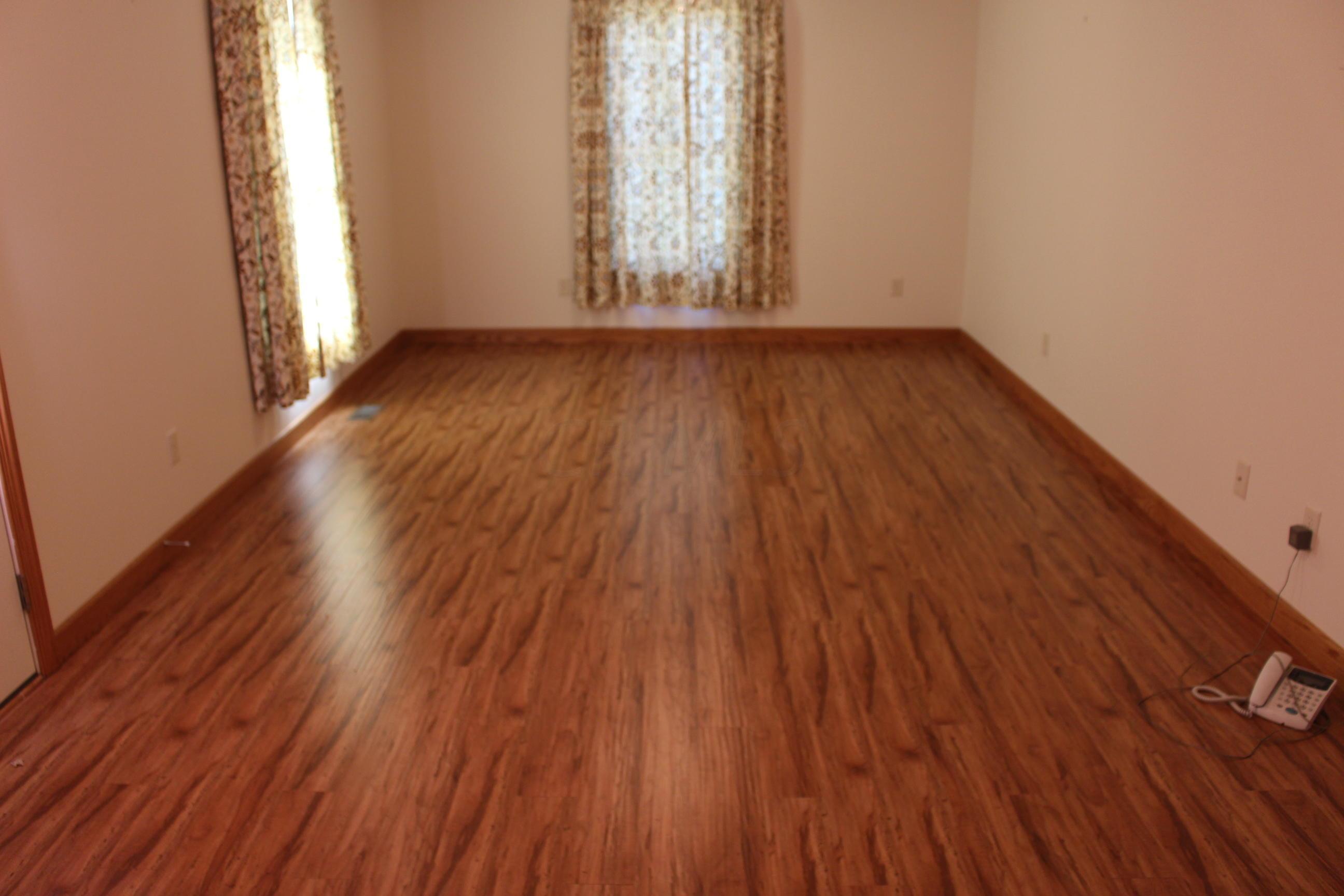 18306 Scott Road Mount Vernon, OH 43050 - Photo 12 of 29 Gallery Image 12