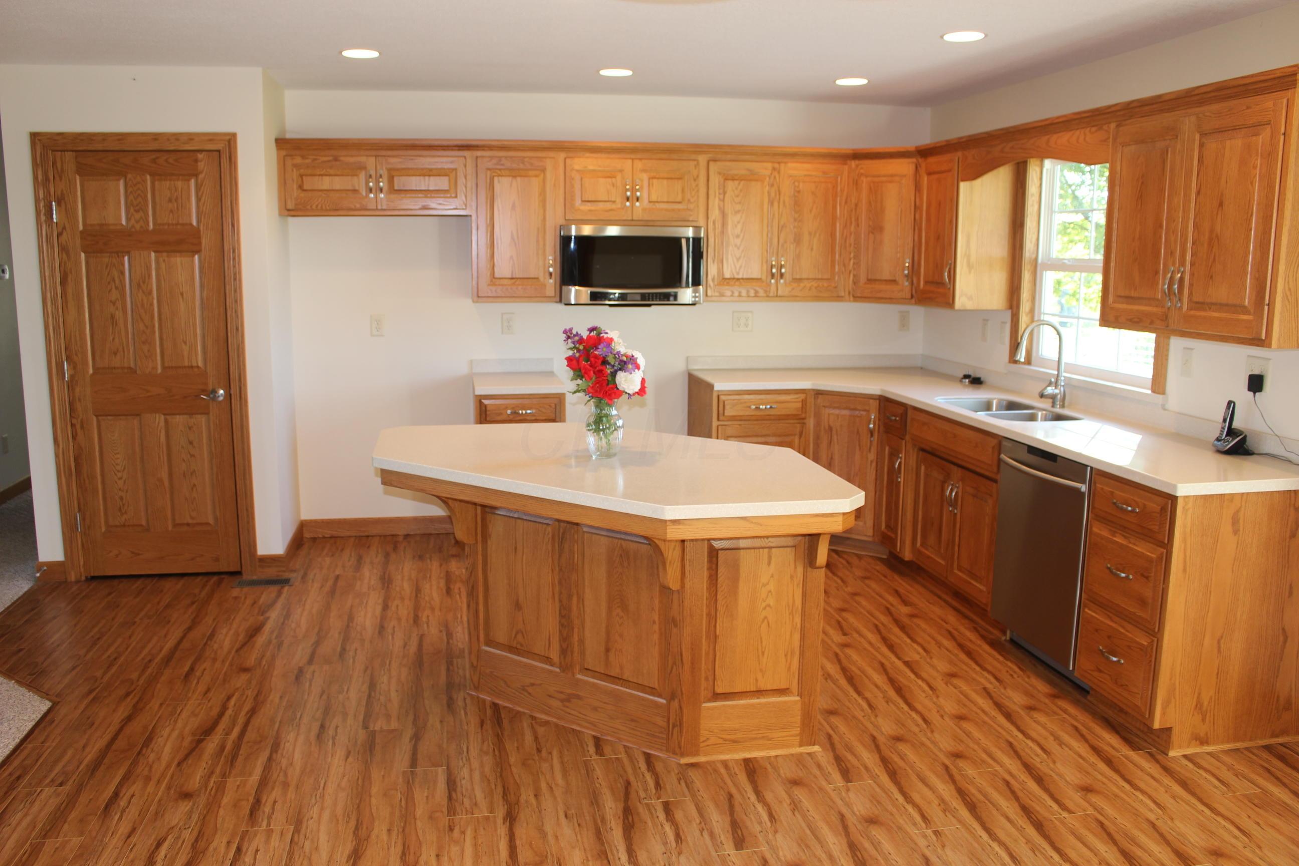 18306 Scott Road Mount Vernon, OH 43050 - Photo 9 of 29 Gallery Image 9