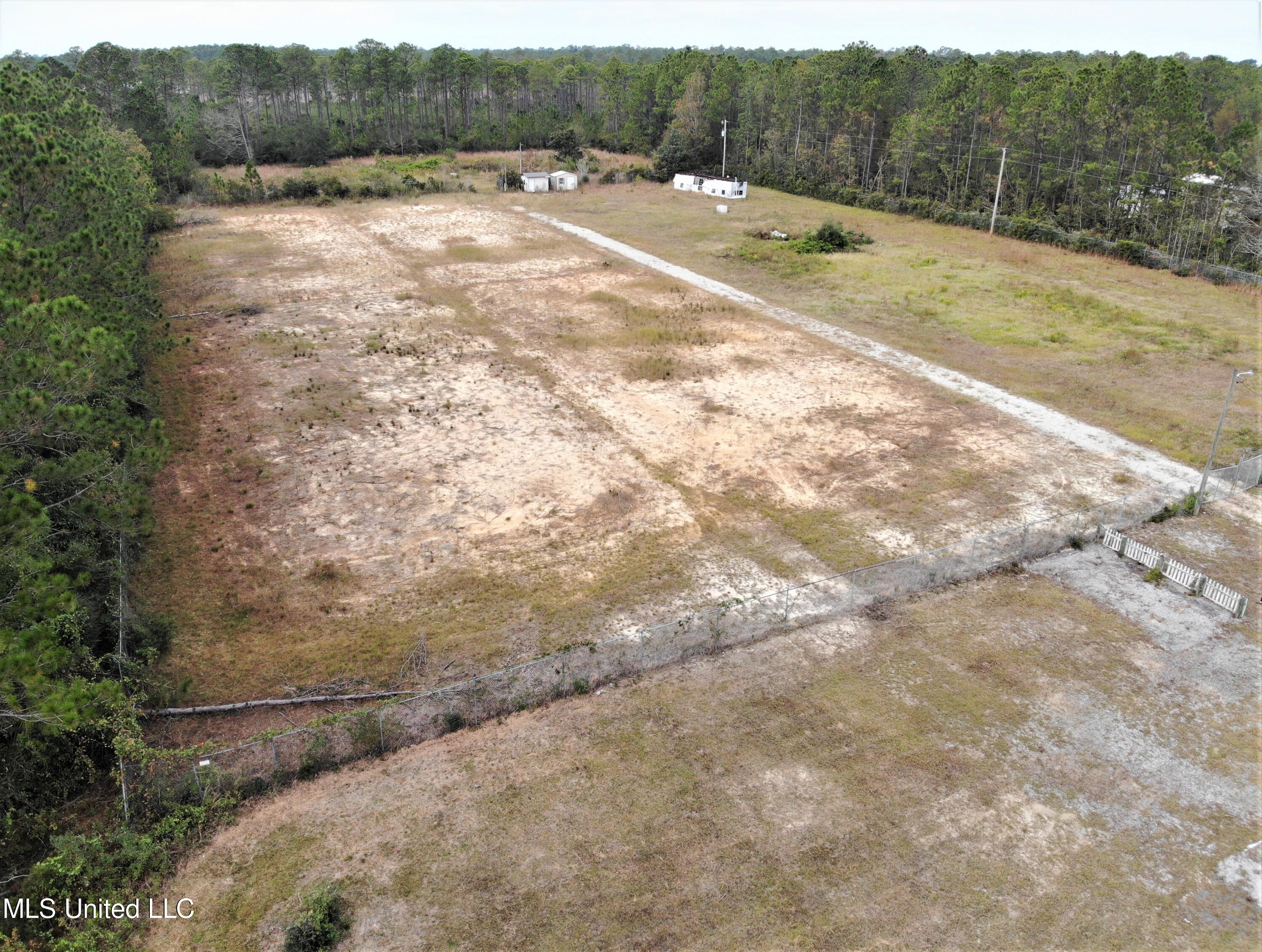 6319 Beatline Road Long Beach, MS 39560 - Photo 1 of 13 org_f2ff14043e146e29_1636134088000