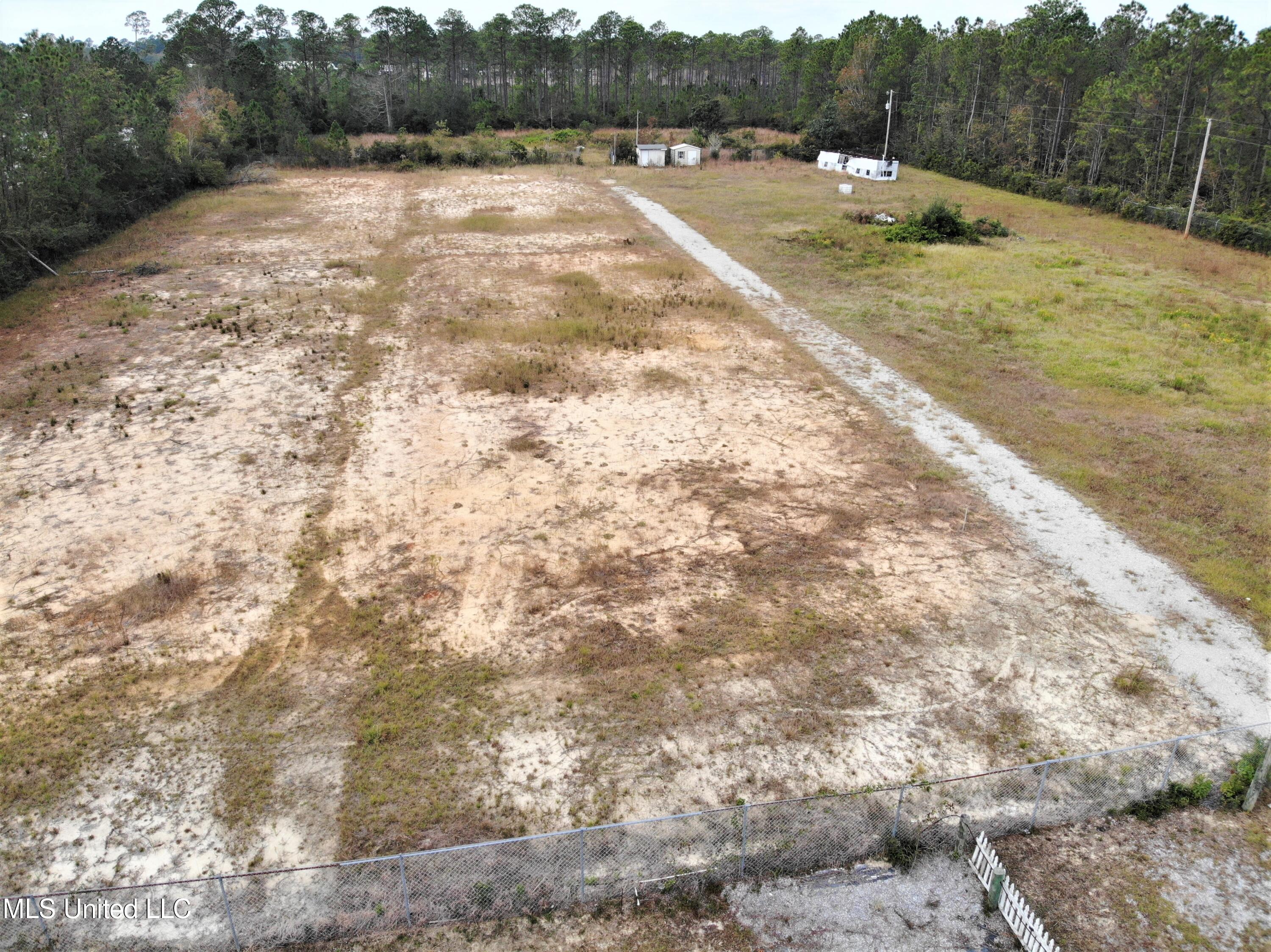 6319 Beatline Road Long Beach, MS 39560 - Photo 5 of 13 org_2a560a49625118b2_1636134128000