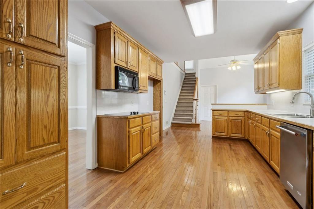 2651 West Rock Quarry Road Northeast Buford, GA 30519 - Photo 20 of 77