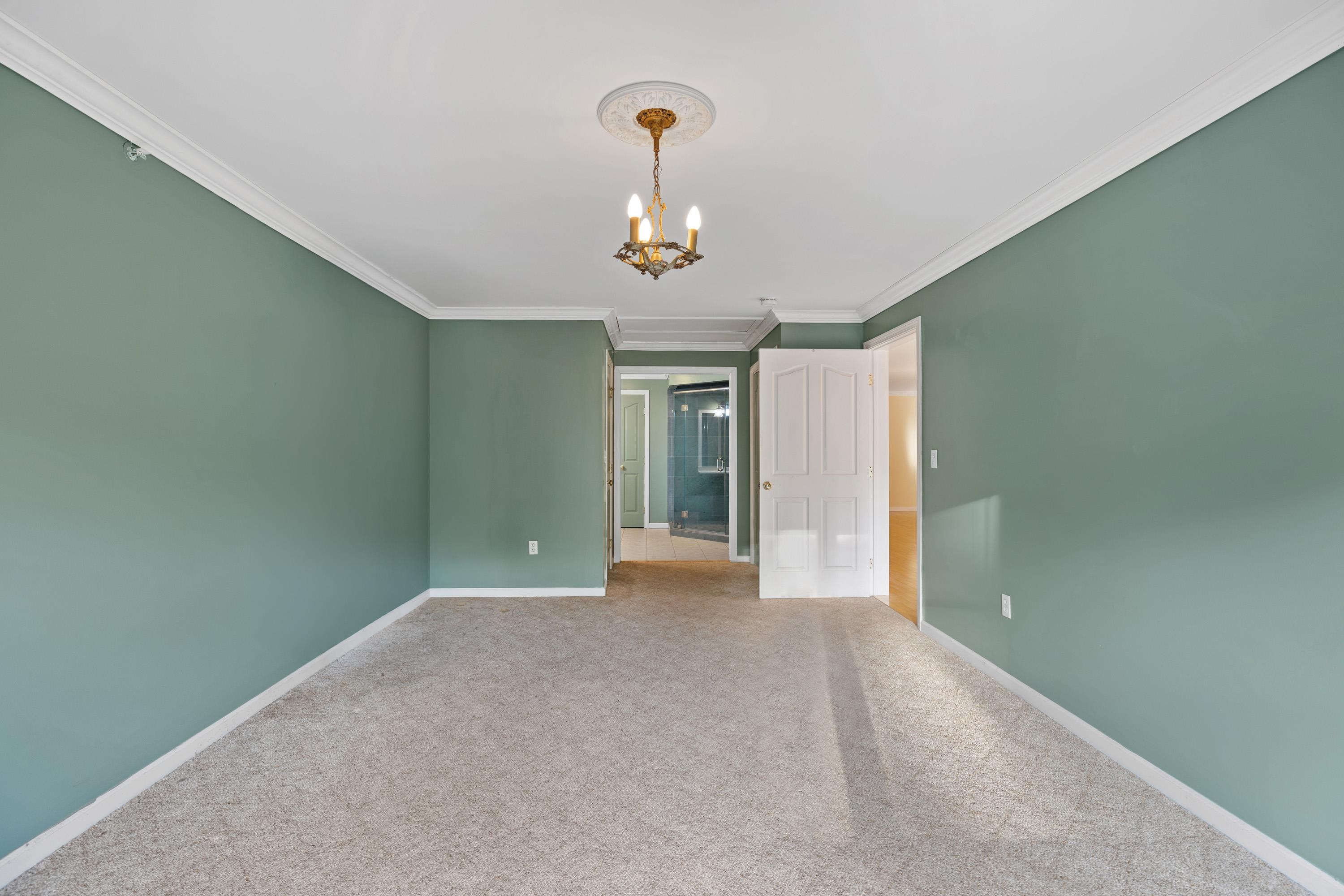 27 Claire Point Road Burlington, VT 05408 - Photo 25 of 52 Gallery Image 25