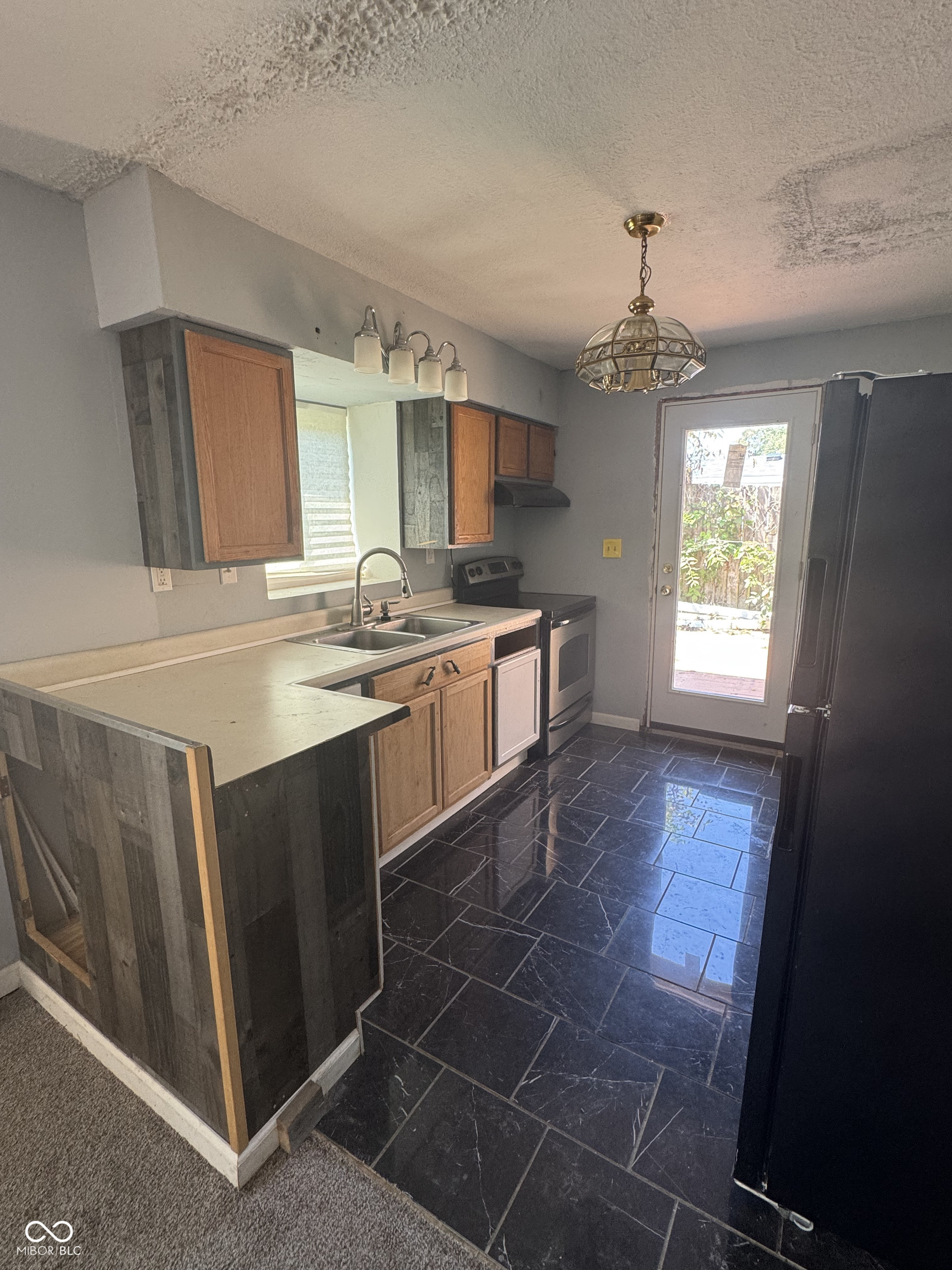 218 Cherry Street Greenfield, IN 46140 - Photo 8 of 12