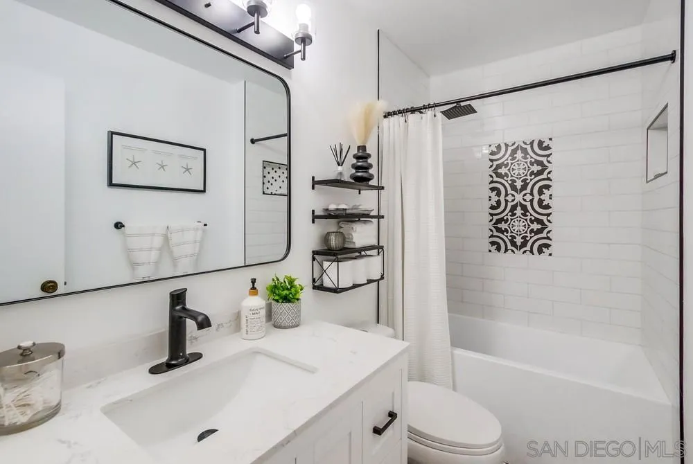 6059 Rancho Mission Road, Unit 206 San Diego, CA 92108 - Photo 18 of 45 Gallery Image 18