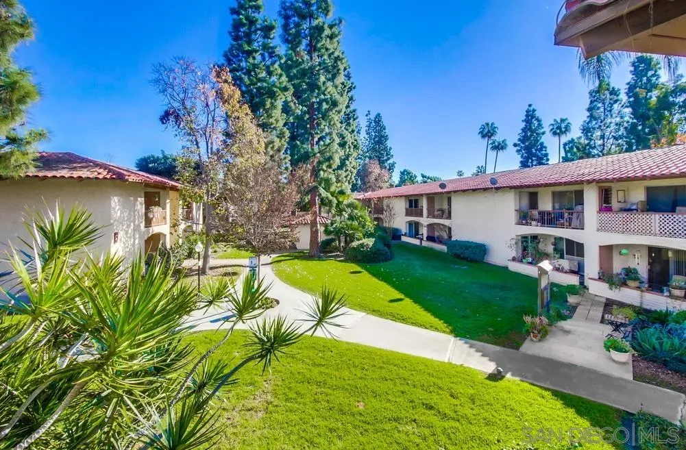 6059 Rancho Mission Road, Unit 206 San Diego, CA 92108 - Photo 6 of 45 Gallery Image 6