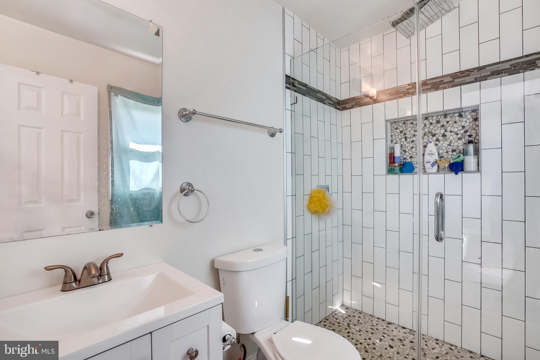 12031 Scaggsville Road Fulton, MD 20759 - Photo 20 of 36 Primary bathroom