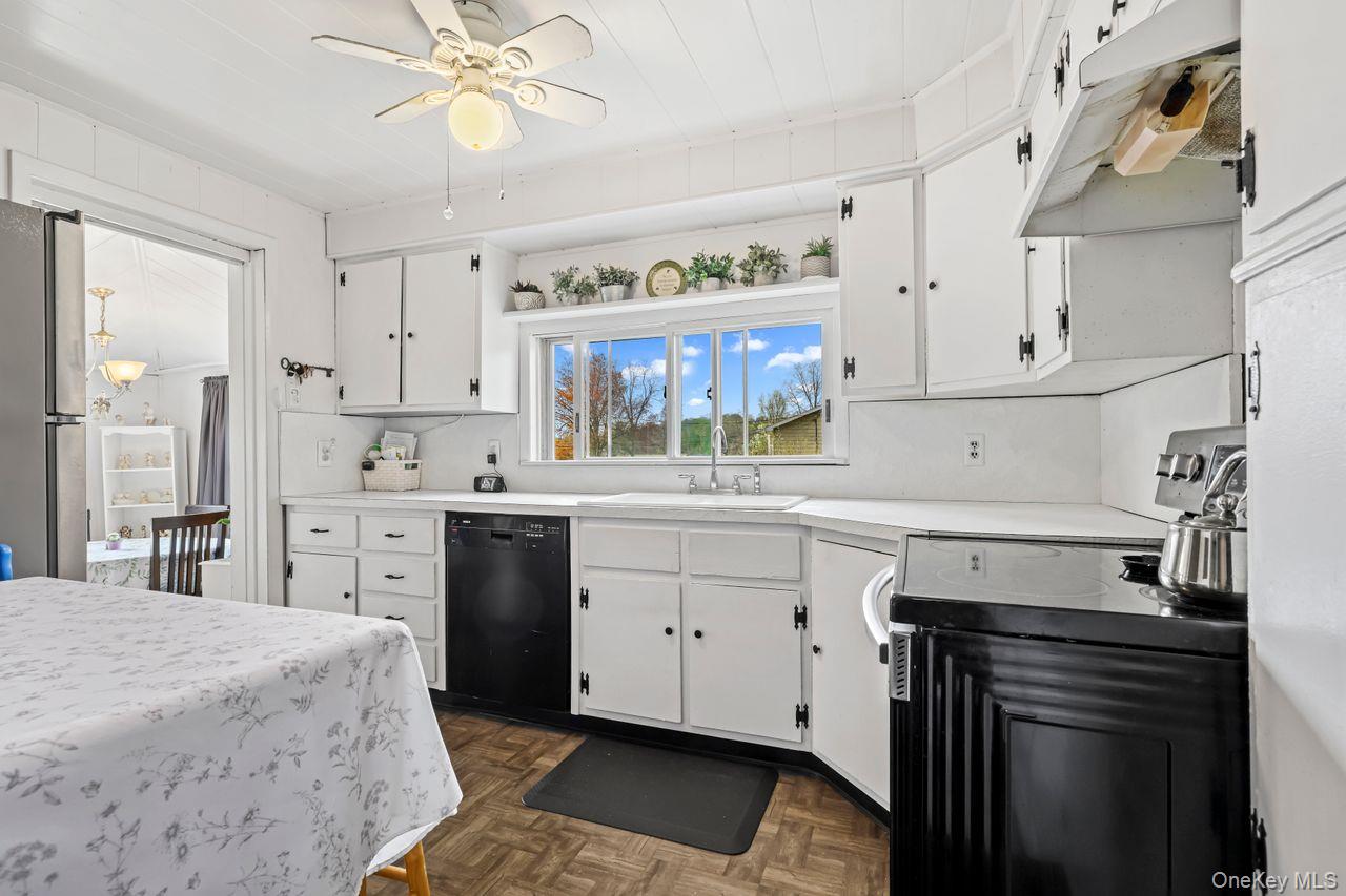 339 North Road Mahopac, NY 10541 - Photo 11 of 27