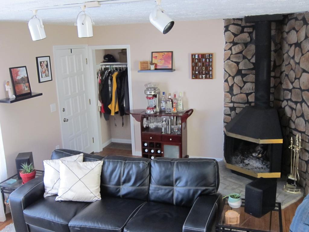 812 Goffstown Road Manchester, NH 03102 - Photo 10 of 36