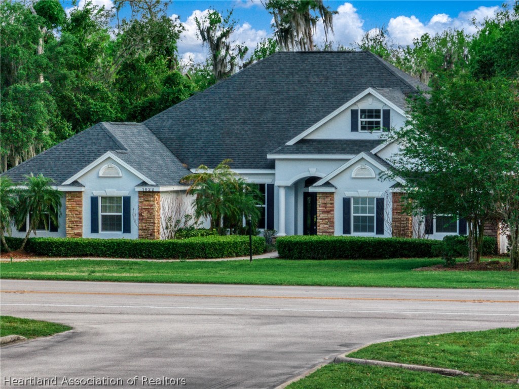 1022 Lake June Road Lake Placid, FL 33852 - Photo 2 of 49 Gallery Image 2