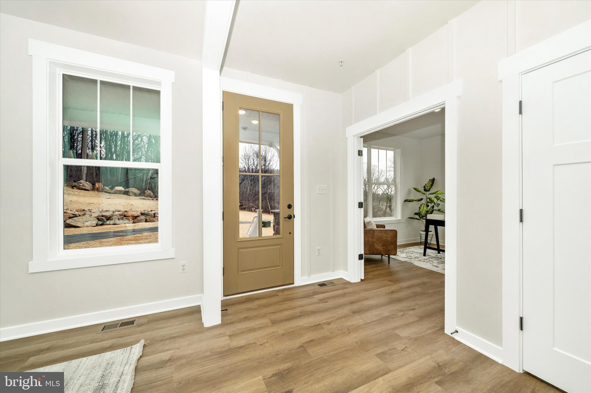 4302 Fishers Hollow Road Myersville, MD 21773 - Photo 7 of 71