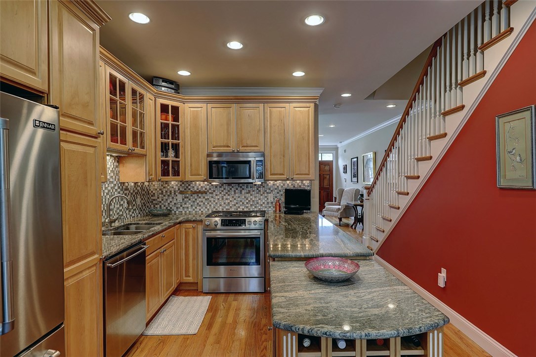 270 Waterman Street, Unit A Providence, RI 02906 - Photo 14 of 50