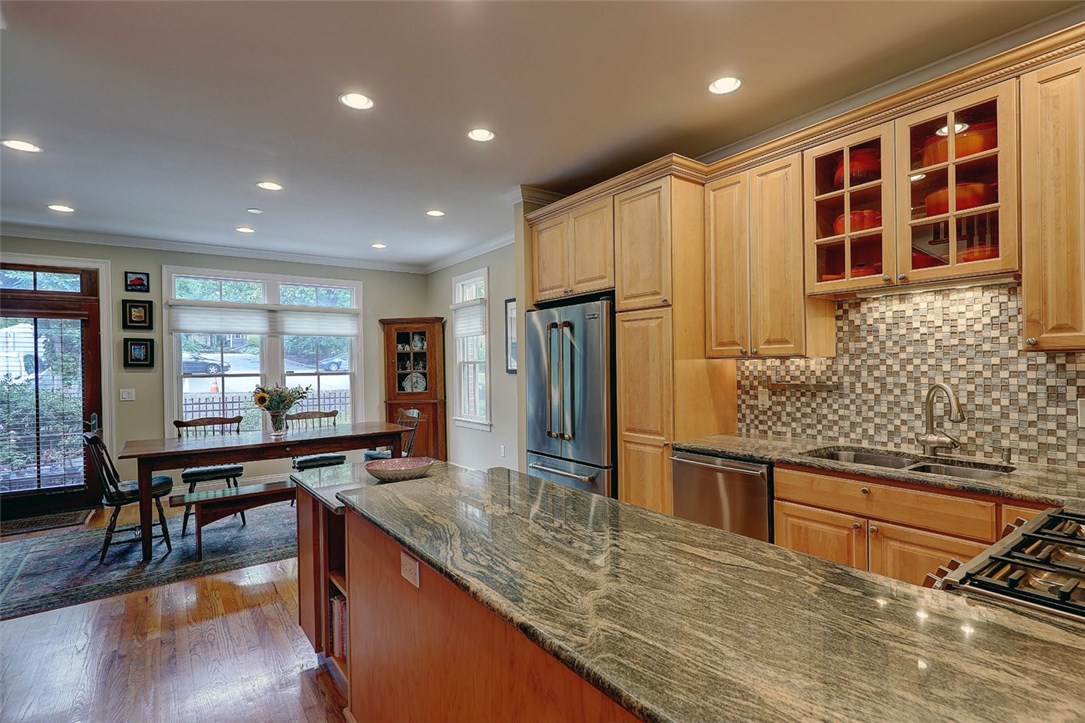 270 Waterman Street, Unit A Providence, RI 02906 - Photo 10 of 50