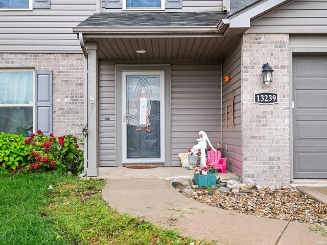 $325,000 | 13239 Magnolia Crk Trail, Fort Wayne, IN 46814
