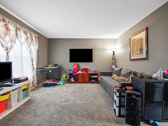 $325,000 | 13239 Magnolia Crk Trail, Fort Wayne, IN 46814