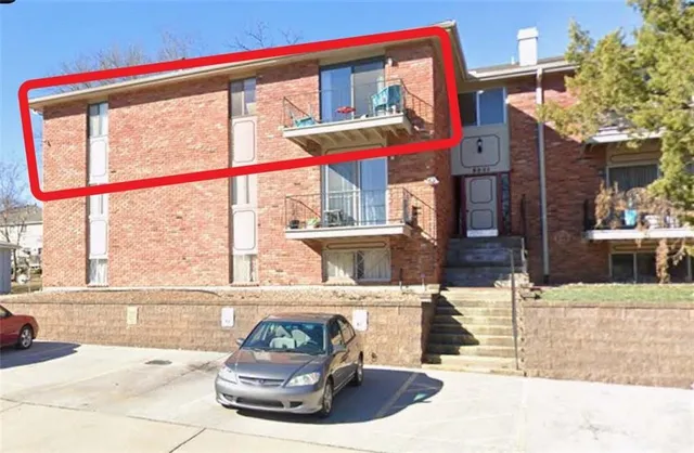 $139,950 | 8221 Santa Fe Drive, Unit 10, Overland Park, KS 66204