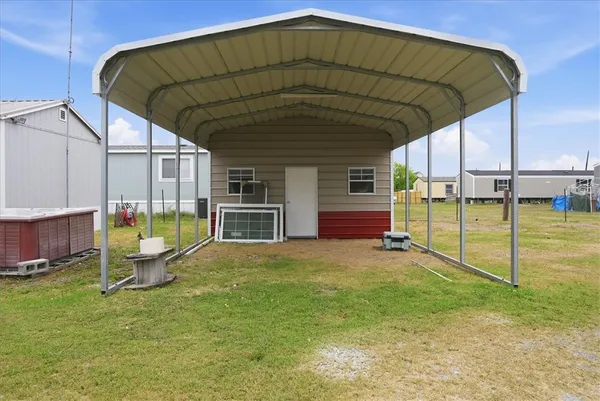$129,000 | 300 Packing House Avenue, Taft, TX 78390