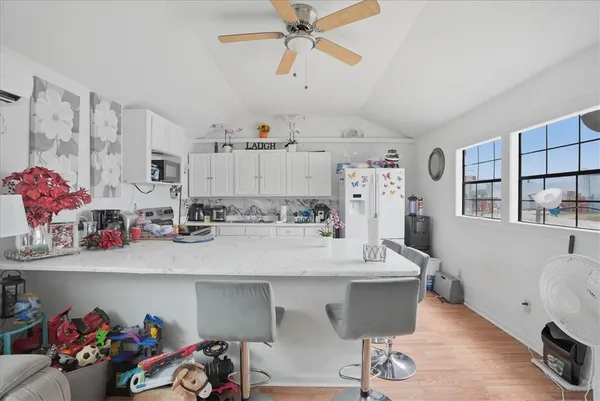 $129,000 | 300 Packing House Avenue, Taft, TX 78390