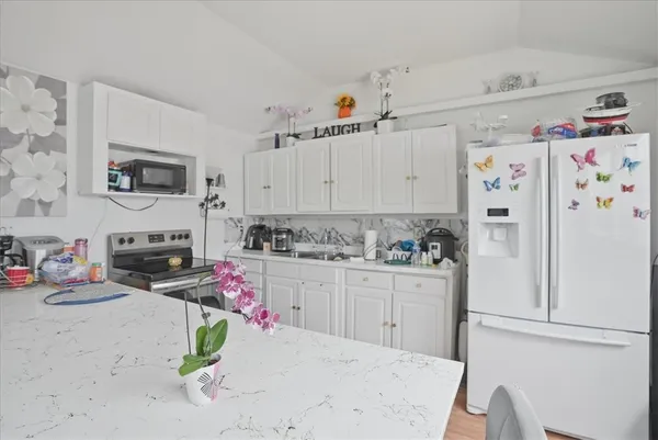 $129,000 | 300 Packing House Avenue, Taft, TX 78390