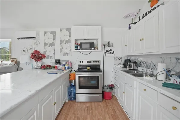 $129,000 | 300 Packing House Avenue, Taft, TX 78390