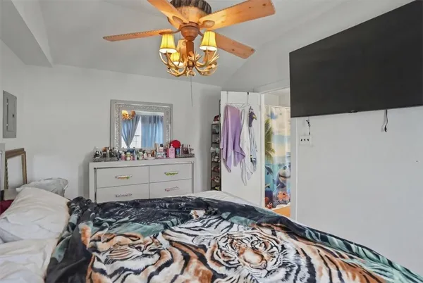$129,000 | 300 Packing House Avenue, Taft, TX 78390