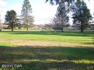 9175 Interchange Road Lehighton, PA 18235 - Photo 8 of 16 front yard