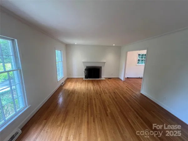 $3,200 | 6611 Lancer Drive, Charlotte, NC 28226