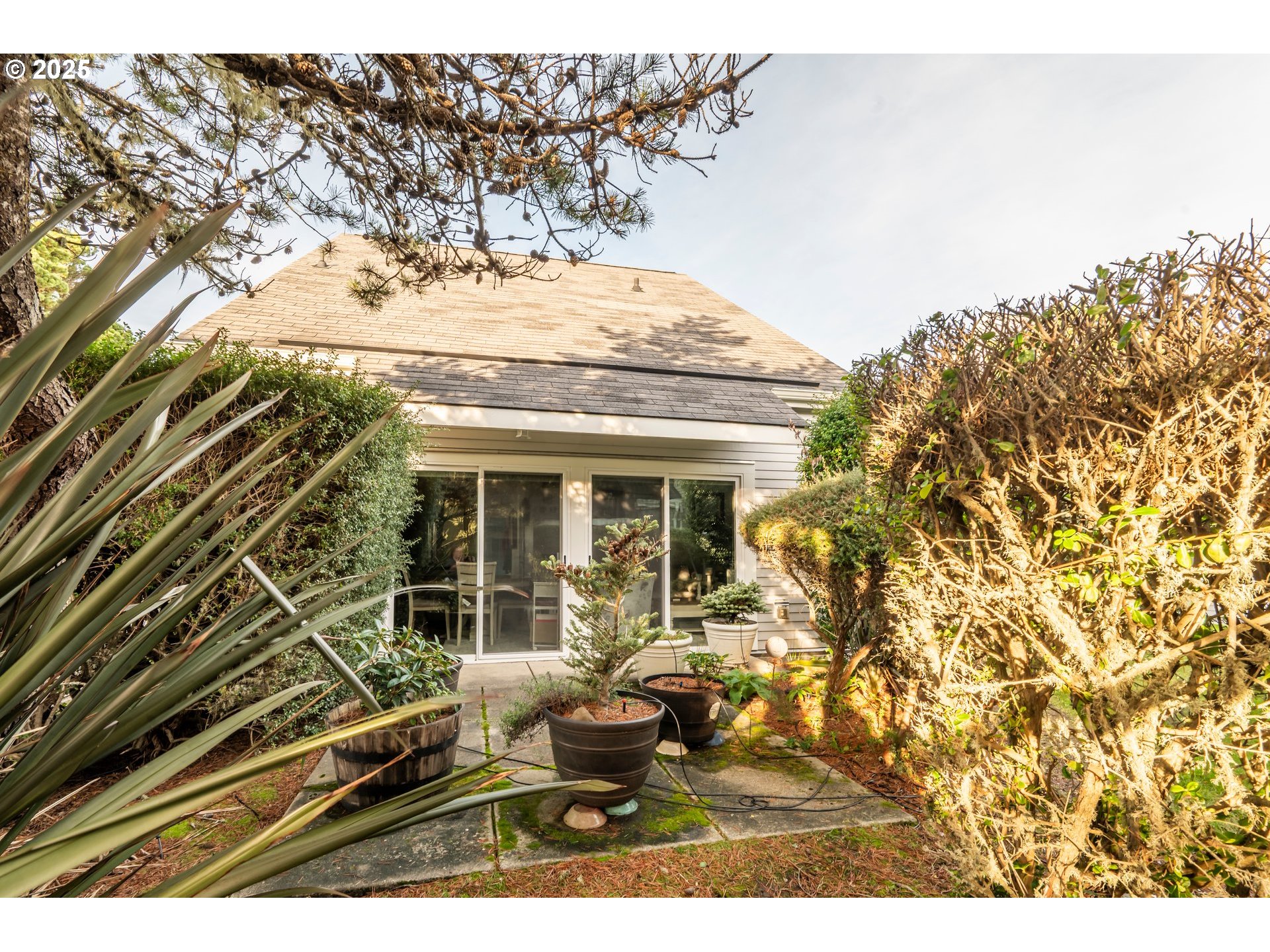 1499 Ginkgo Court Bandon, OR 97411 - Photo 20 of 39