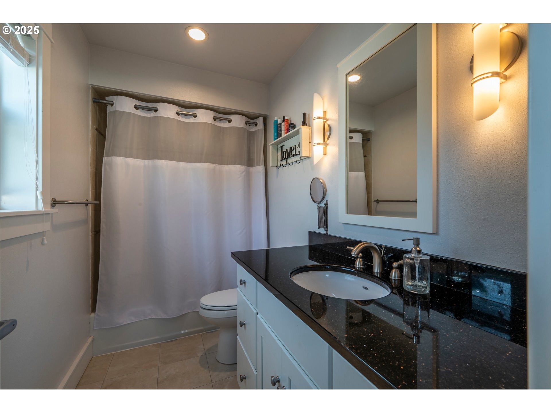 1499 Ginkgo Court Bandon, OR 97411 - Photo 26 of 39