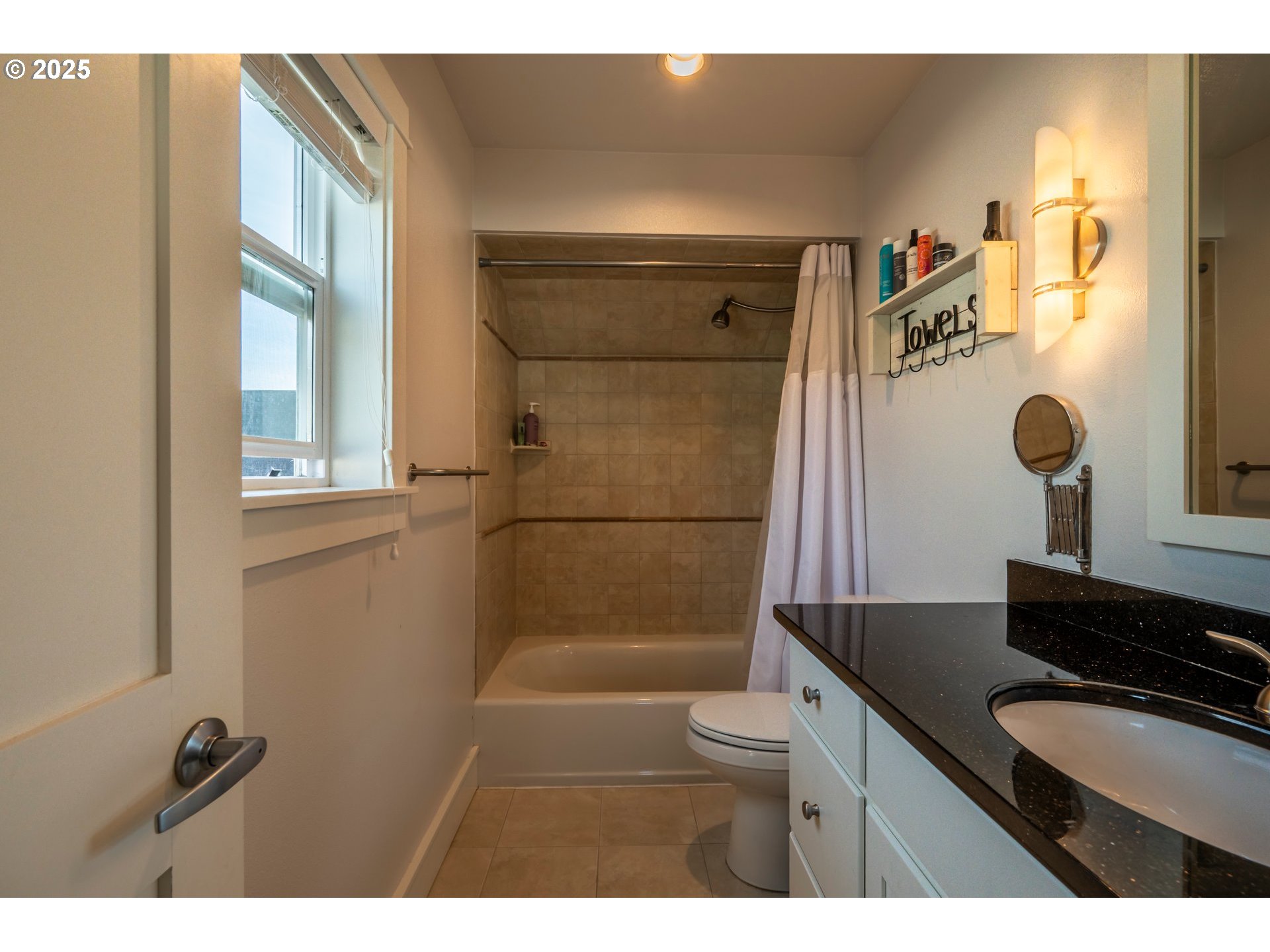 1499 Ginkgo Court Bandon, OR 97411 - Photo 28 of 39