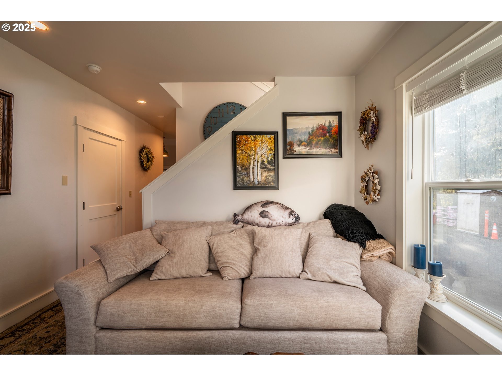 1499 Ginkgo Court Bandon, OR 97411 - Photo 9 of 39