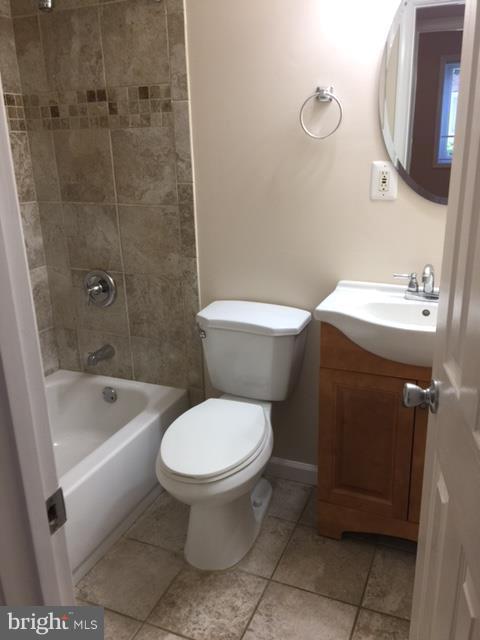 1851 Addison Road South District Heights, MD 20747 - Photo 14 of 20 Bath