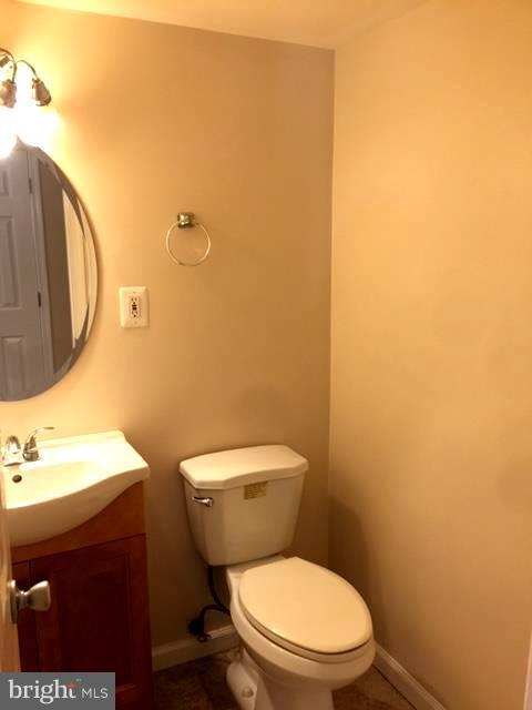 1851 Addison Road South District Heights, MD 20747 - Photo 8 of 20 Bath