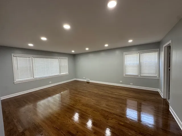 $2,200 | 8232 Keating Avenue, Unit 1, Skokie, IL 60076