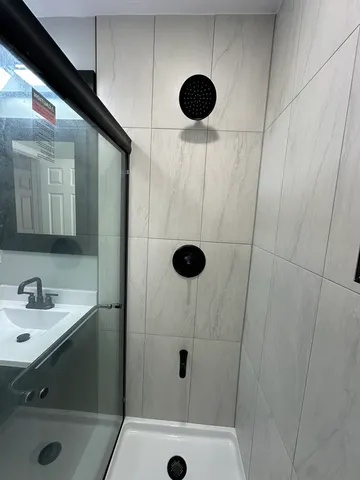 $2,200 | 8232 Keating Avenue, Unit 1, Skokie, IL 60076