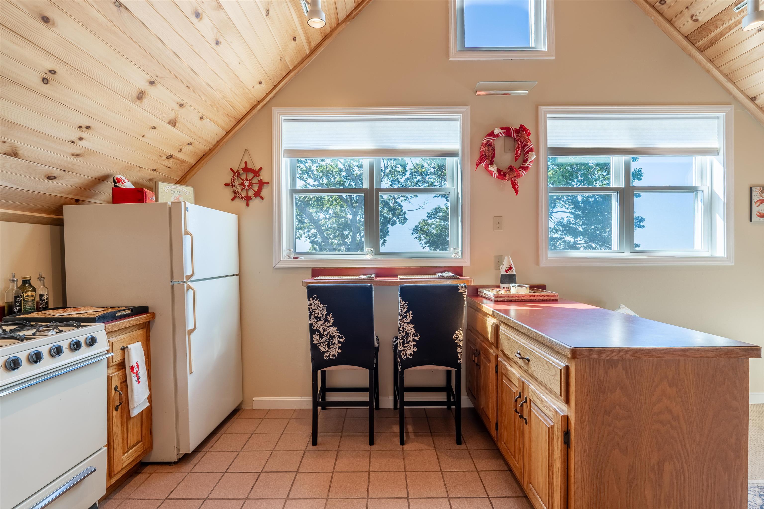 501 Winnacunnet Road, Unit B Hampton, NH 03842 - Photo 14 of 24